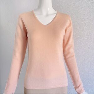 Wendy B pink v neck cashmere sweater